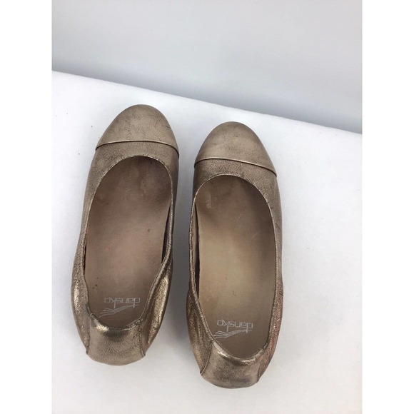 Dansko Lisanne Flat In Gold Leather Women’s Size 37 EU Captoe Work Metallic Shoe - Picture 12 of 16